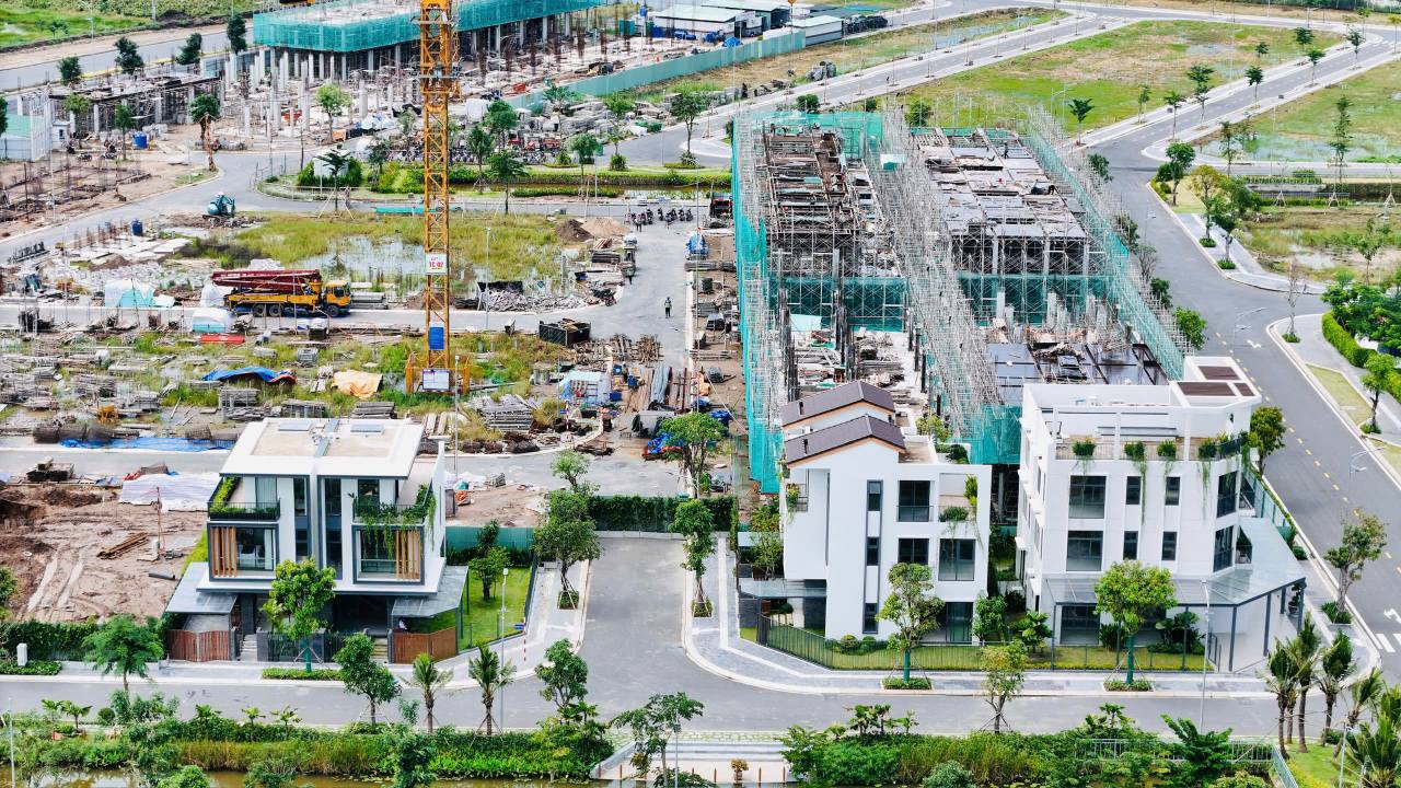 Hạ Tầng LA Home