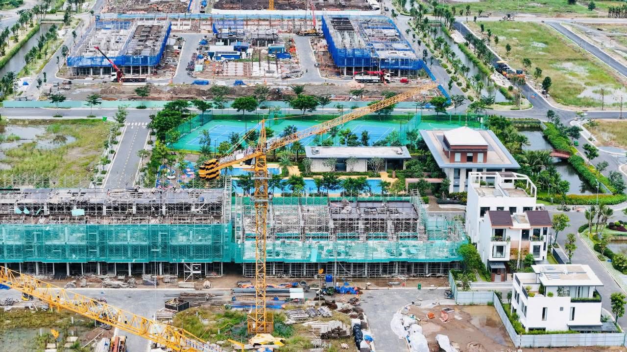 Hạ Tầng LA Home